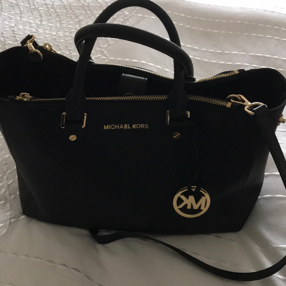 *SALE* MICHAEL KORS BAG